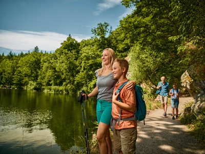 familie-am-bergsee familie-am-bergsee